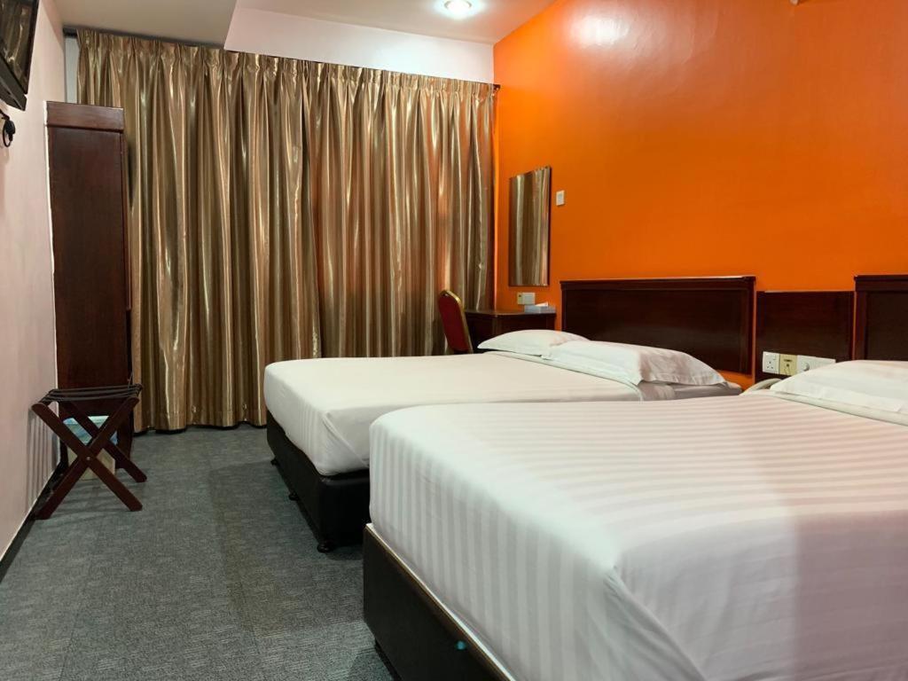 Id Hotel Segamat Exterior foto